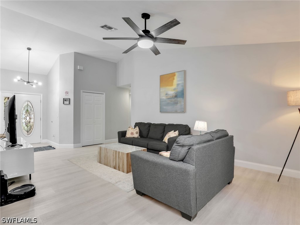 2554 Outrigger Lane Naples FL 34104 226019413 image9