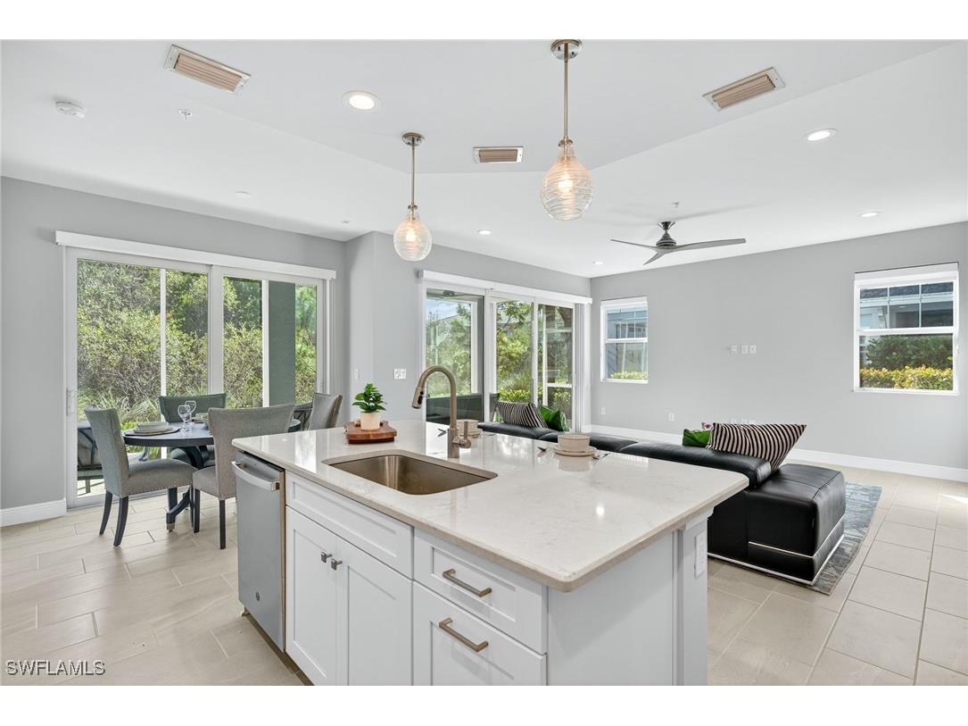 2554 Seychelles Drive #904 Naples FL 34112 225077333 image14