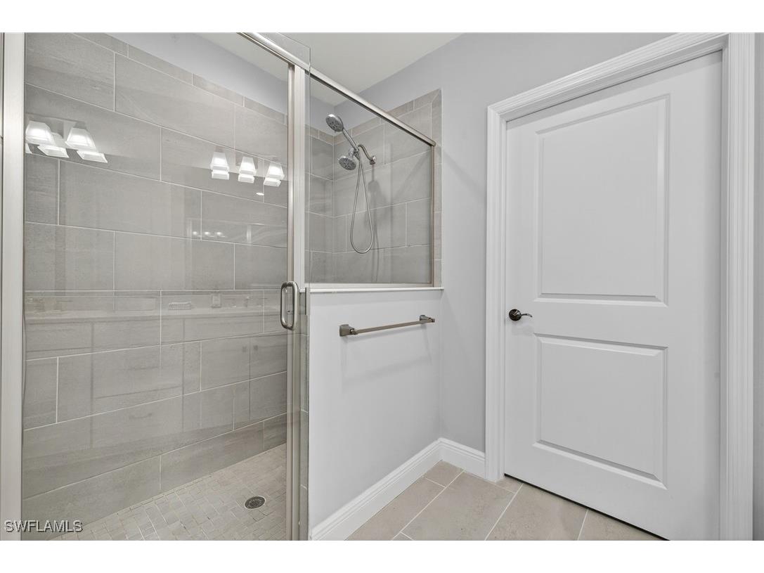 2554 Seychelles Drive #904 Naples FL 34112 225077333 image19