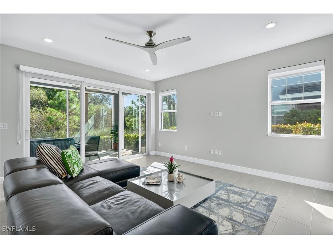 2554 Seychelles Drive #904 Naples FL 34112 225077333 image5