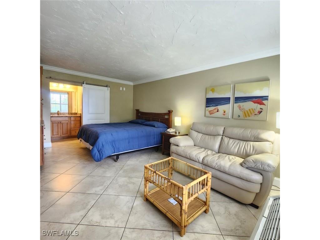 2555 9th Street N #137 Naples FL 34103 225070013 image1