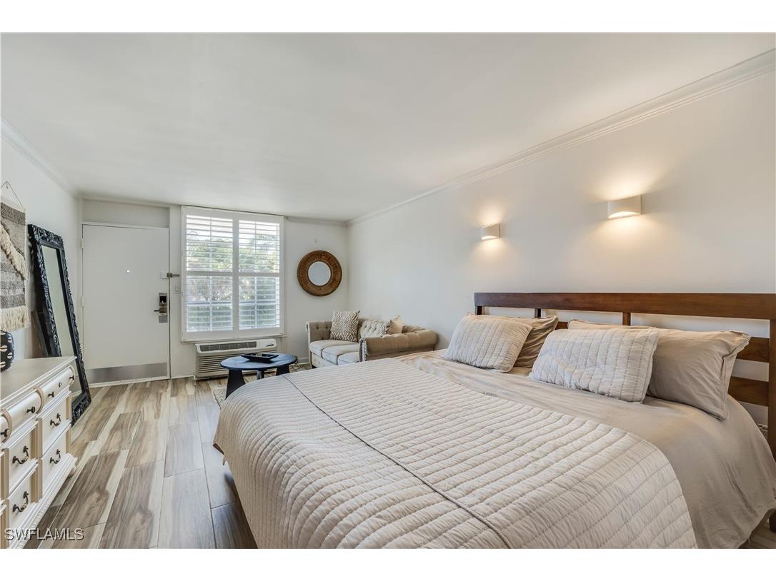  Naples FL 34103 225007524 image1