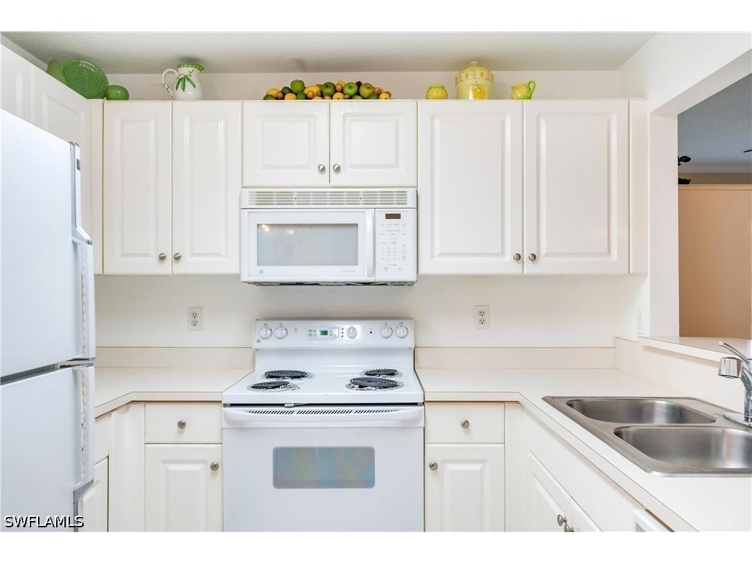 2555 Aspen Creek Lane #102 Naples FL 34119 226018114 image20