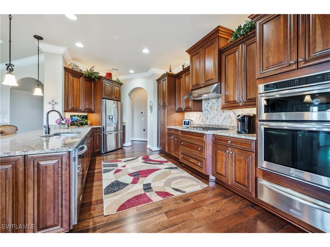 2555 Marquesa Royale Lane #1-301 Naples FL 34109 225074637 image14