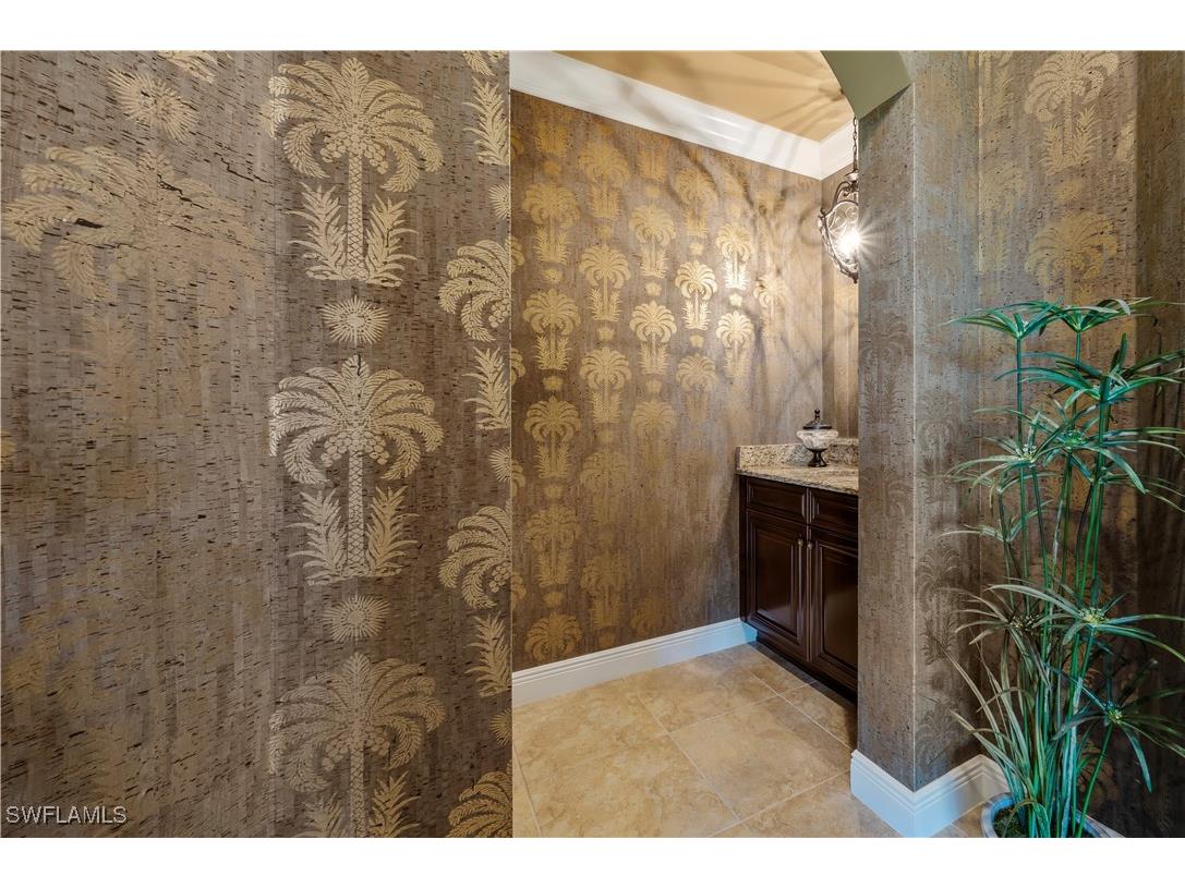 2555 Marquesa Royale Lane #1-301 Naples FL 34109 225074637 image33