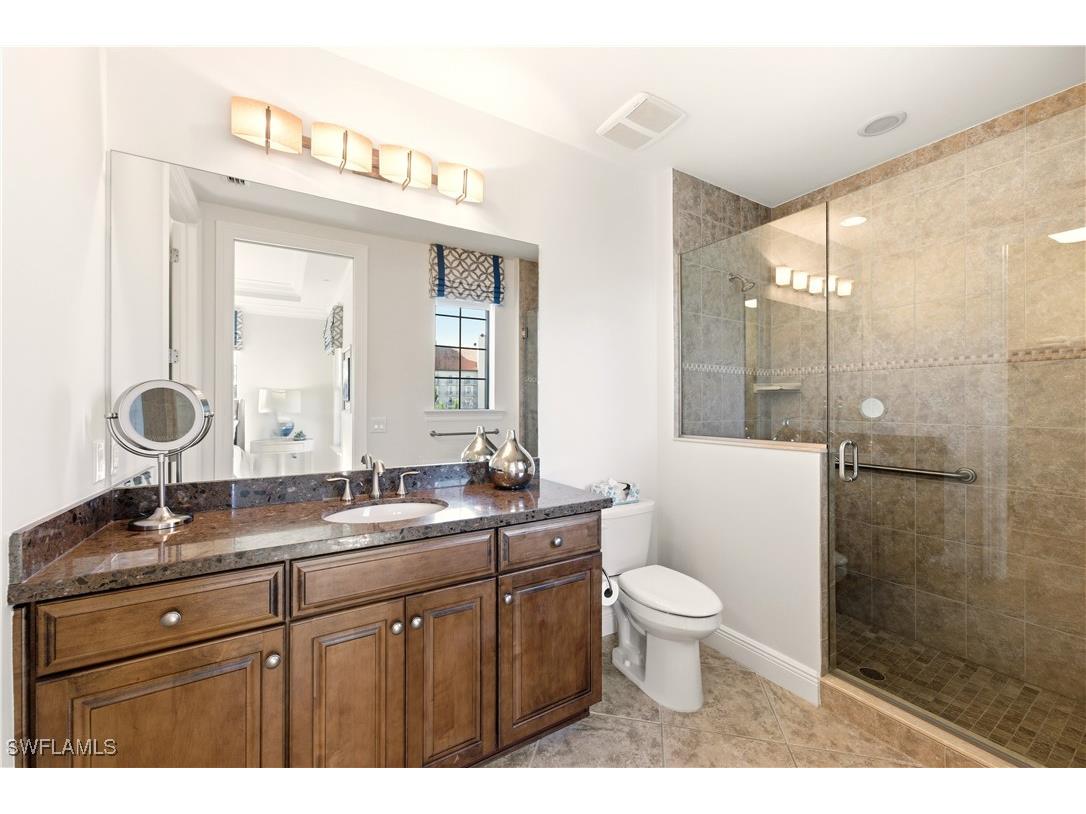 2555 Marquesa Royale Lane #1-302 Naples FL 34109 226001448 image34