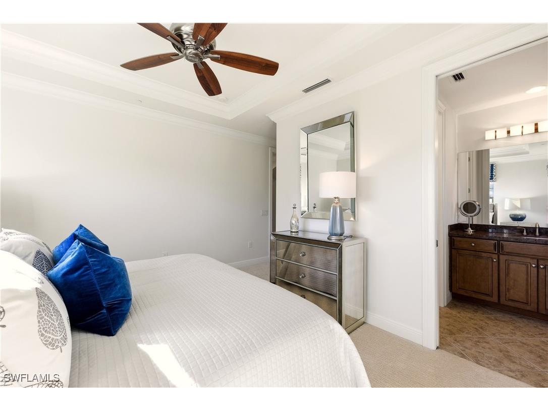2555 Marquesa Royale Lane #1-302 Naples FL 34109 226001448 image36