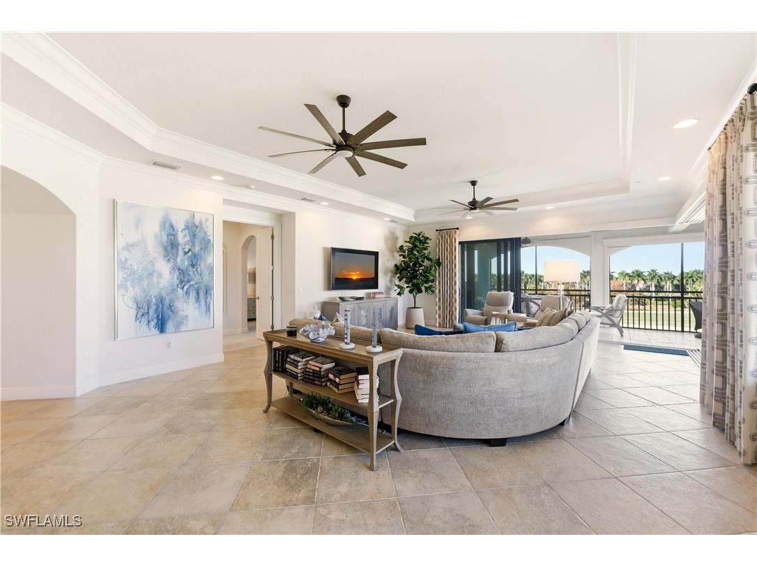 2555 Marquesa Royale Lane #1-302 Naples FL 34109 226001448 image9