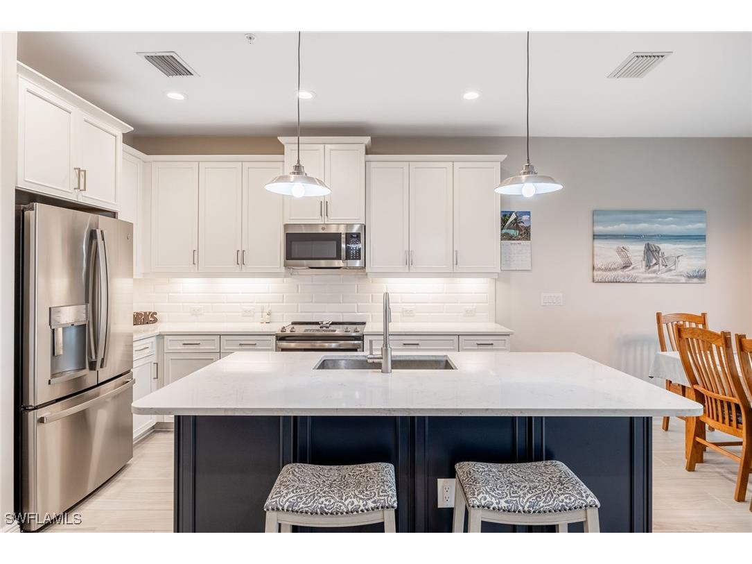 2555 Seychelles Drive #406 Naples FL 34112 226005422 image10