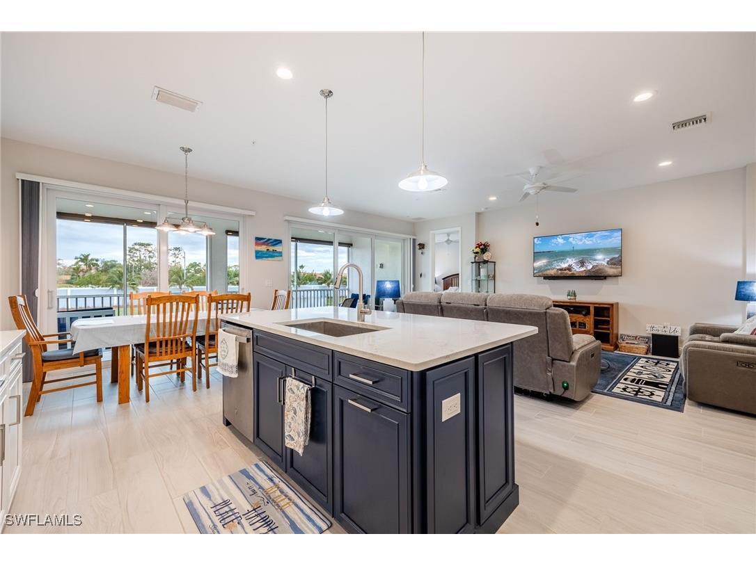 2555 Seychelles Drive #406 Naples FL 34112 226005422 image12