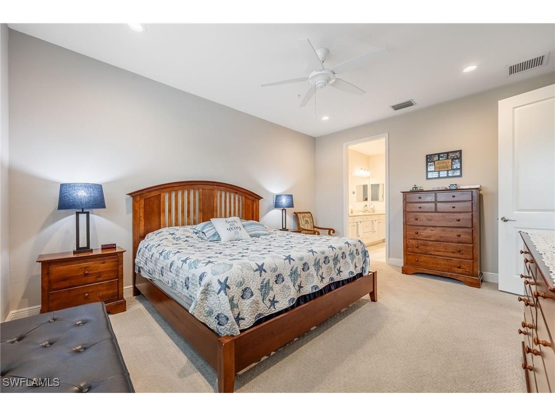 2555 Seychelles Drive #406 Naples FL 34112 226005422 image14