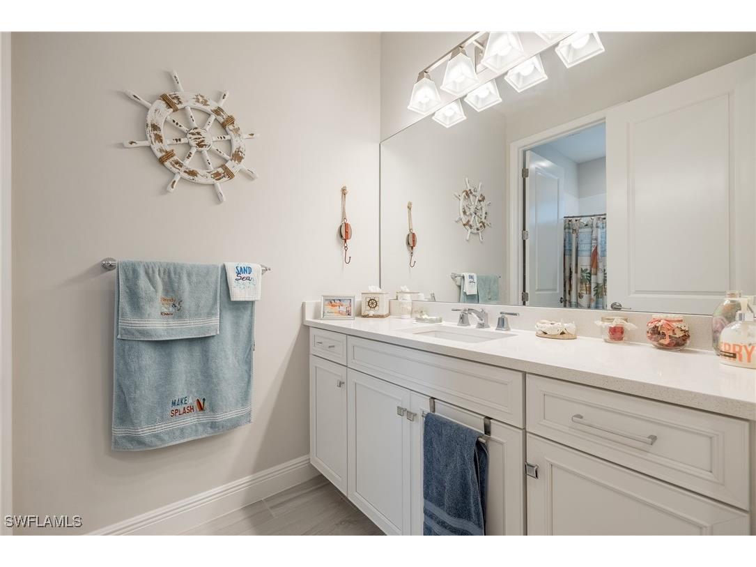 2555 Seychelles Drive #406 Naples FL 34112 226005422 image18