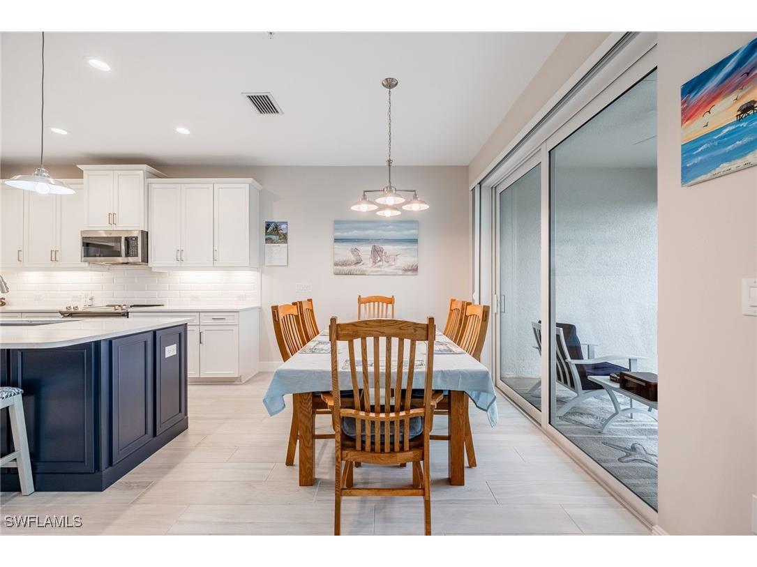 2555 Seychelles Drive #406 Naples FL 34112 226005422 image6