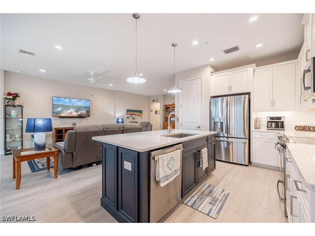 2555 Seychelles Drive #406 Naples FL 34112 226017133 image17