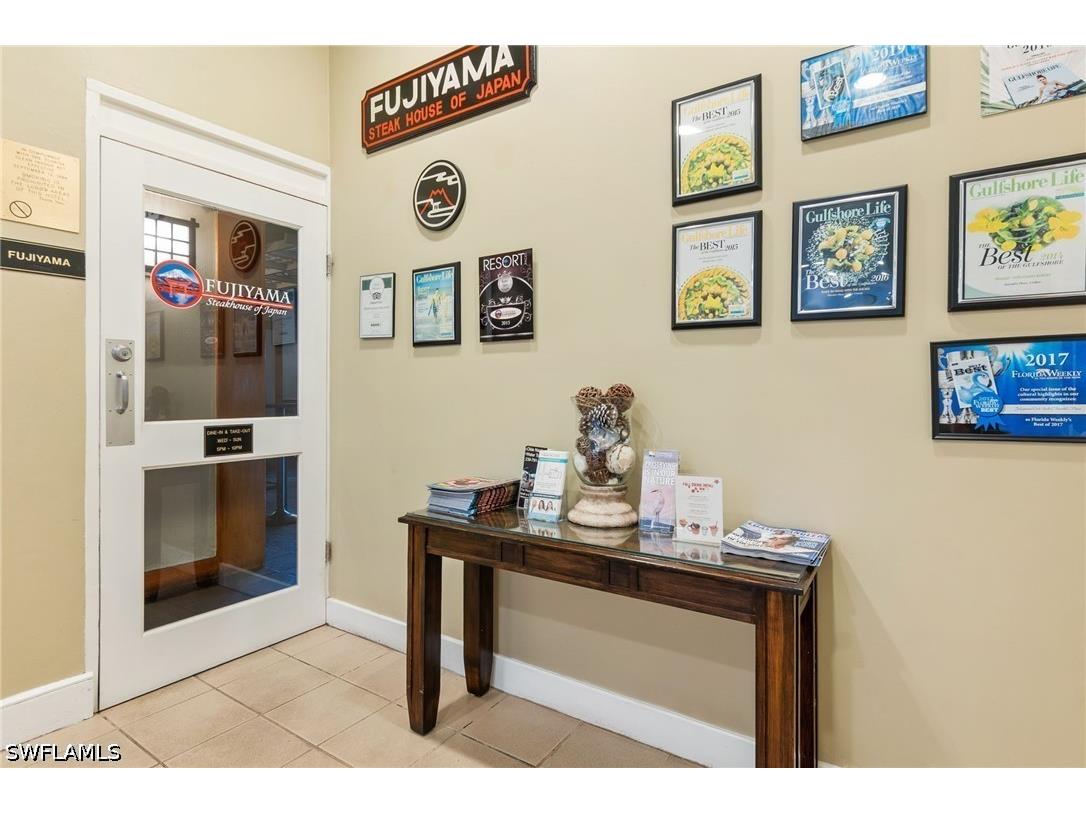 2555 Tamiami Trail N #102 Naples FL 34103 226013172 image9