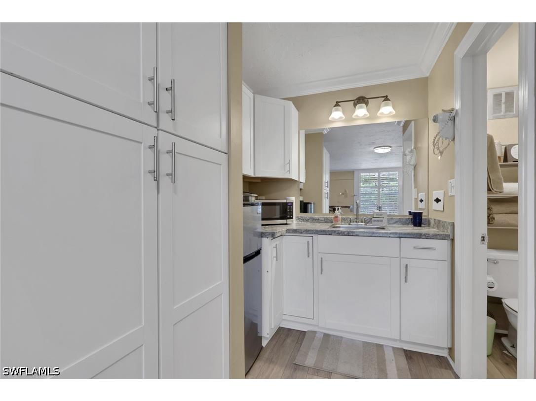 2555 Tamiami Trail N #115 Naples FL 34103 226019298 image15