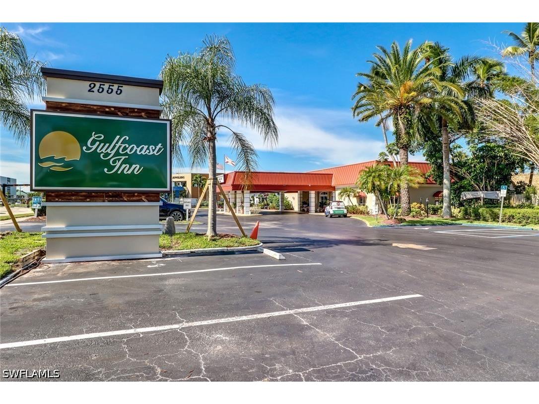 2555 Tamiami Trail N #115 Naples FL 34103 226019298 image23