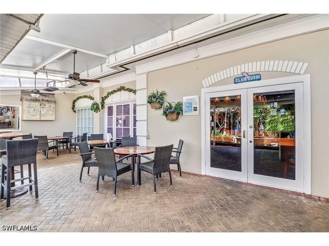 2555 Tamiami Trail N #115 Naples FL 34103 226019298 image28