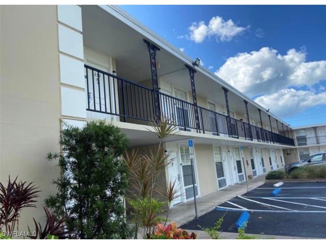 2555 Tamiami Trail N #149 Naples FL 34103 223070729 image1