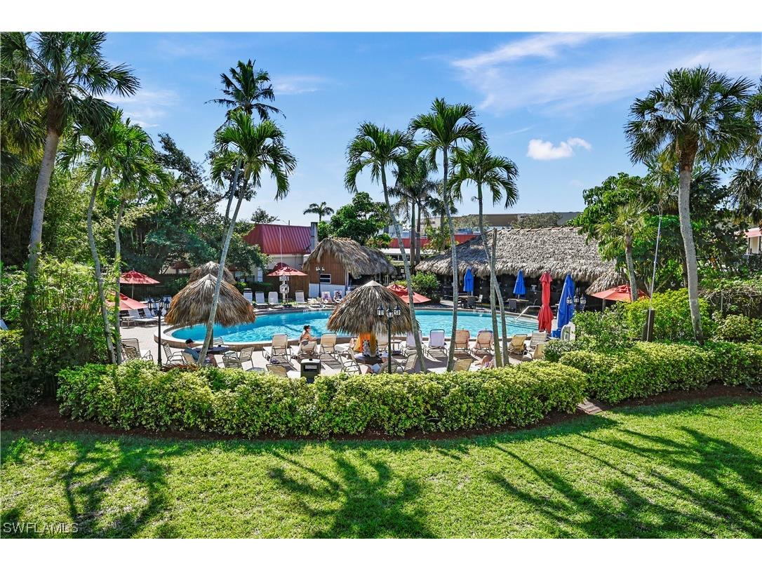 2555 Tamiami Trail N #240 Naples FL 34103 223015010 image1