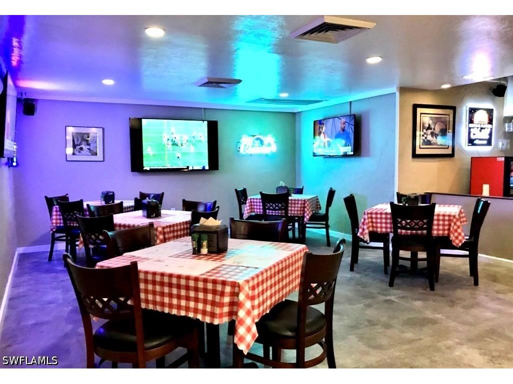 2555 Tamiami Trail N #250 Naples FL 34103 226016677 image14