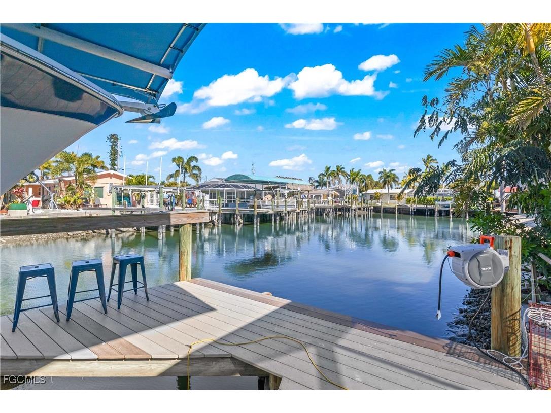 2556 Cay Cove Matlacha FL 33993 2026006135 image35