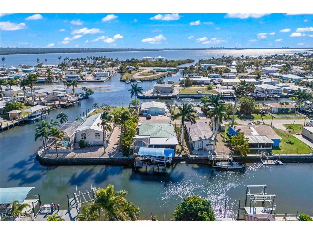 2556 Cay Cove Matlacha FL 33993 2026006135 image42