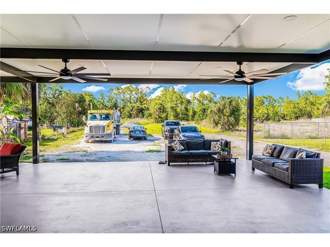 2557 29th Avenue NE Naples FL 34120 226018414 image11