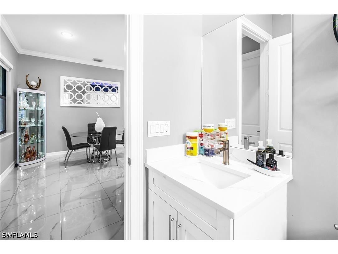2557 29th Avenue NE Naples FL 34120 226018414 image33