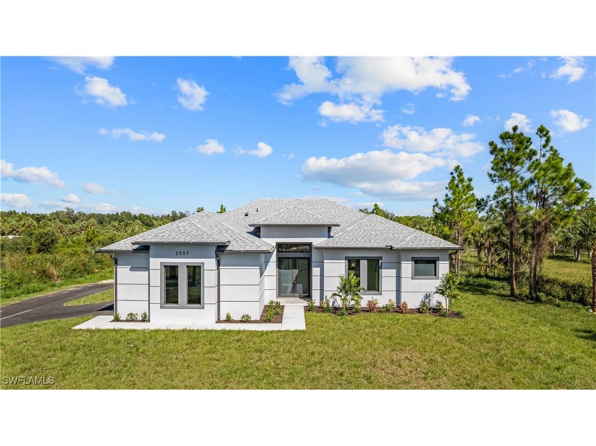 2557 8th Avenue SE Naples FL 34117 225077699 image1