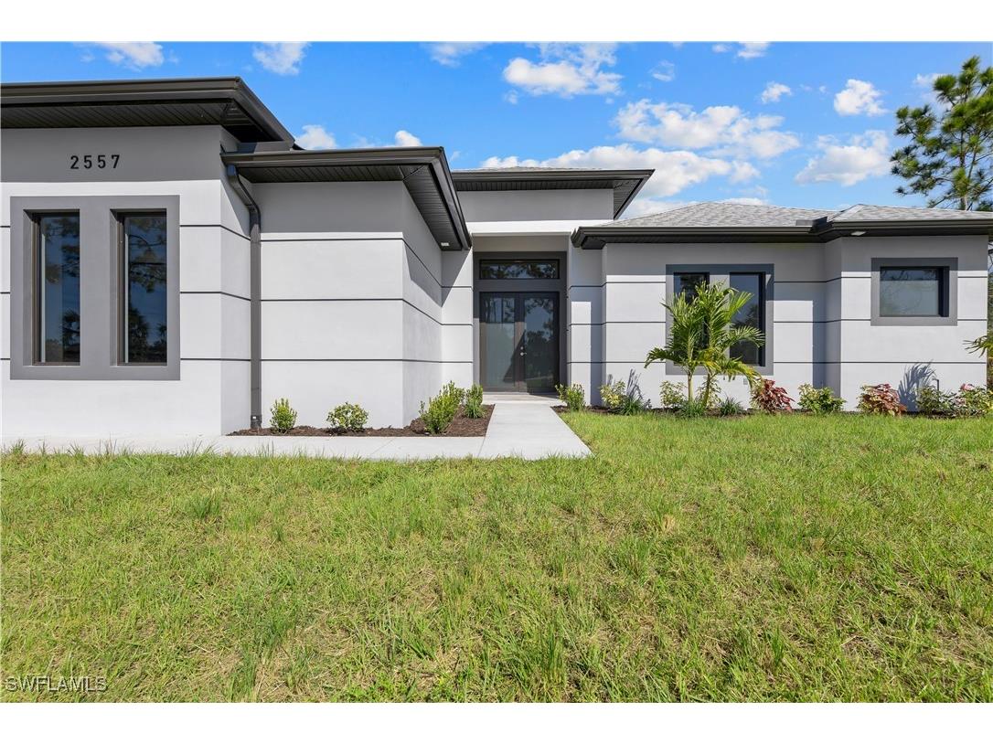 2557 8th Avenue SE Naples FL 34117 225077699 image2