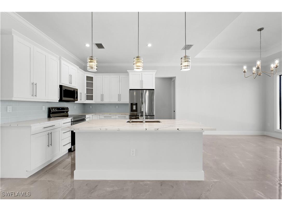 2557 8th Avenue SE Naples FL 34117 225077699 image8