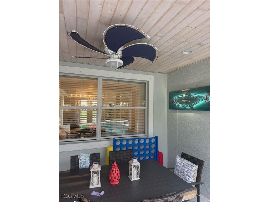 2557 Ashbury Circle Cape Coral FL 33991 2025019524 image17