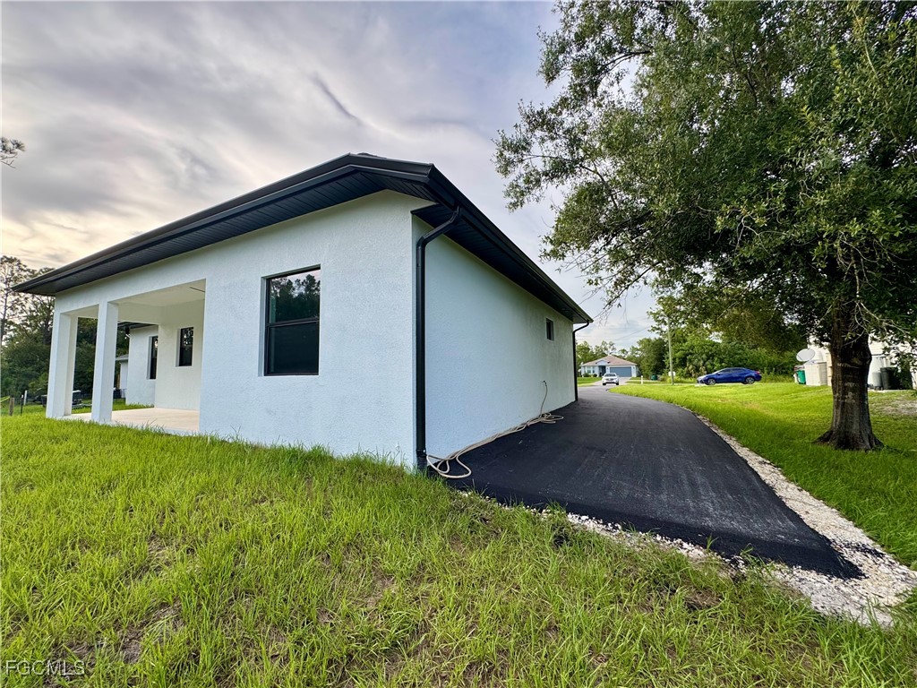 2558 72nd Avenue NE Naples FL 34120 2025007680 image4