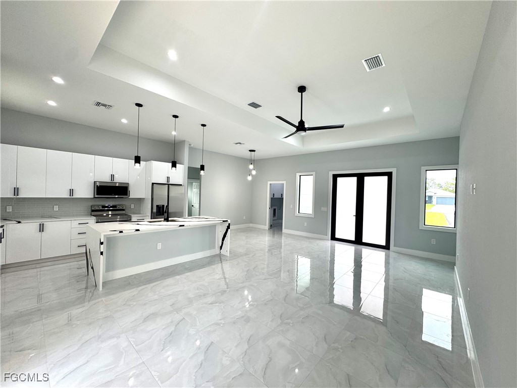 2558 72nd Avenue NE Naples FL 34120 2025007680 image6