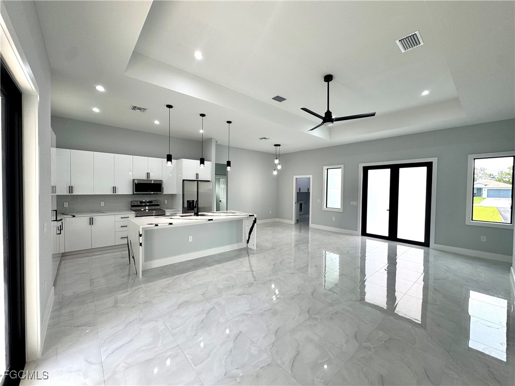 2558 72nd Avenue NE Naples FL 34120 2025007680 image8