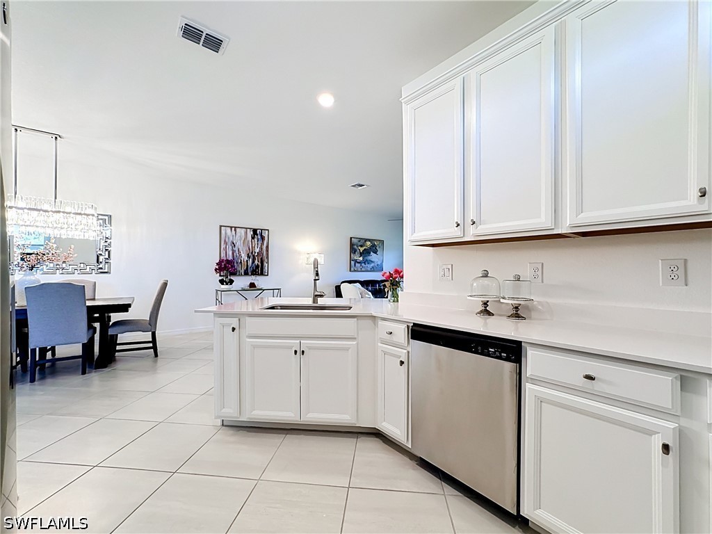 2558 Vine Avenue Naples FL 34120 226021688 image18