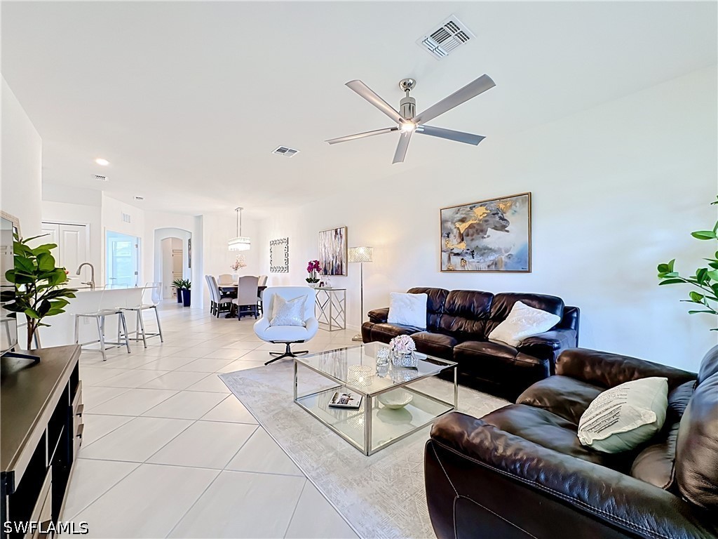 2558 Vine Avenue Naples FL 34120 226021688 image22