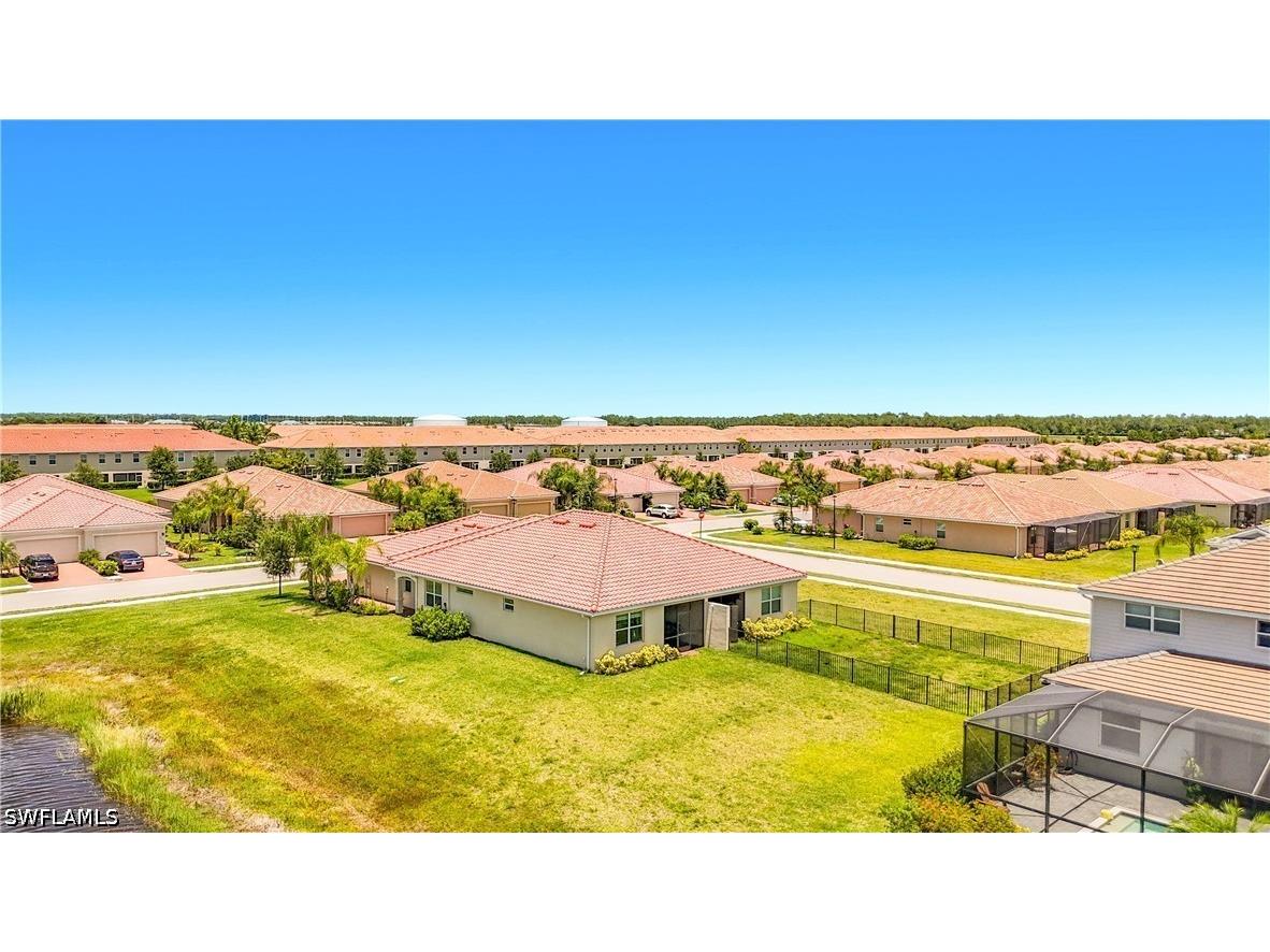 2558 Vine Avenue Naples FL 34120 226021688 image37