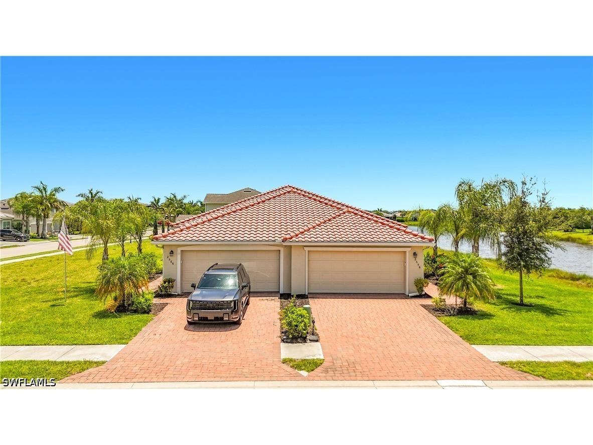 2558 Vine Avenue Naples FL 34120 226021688 image5