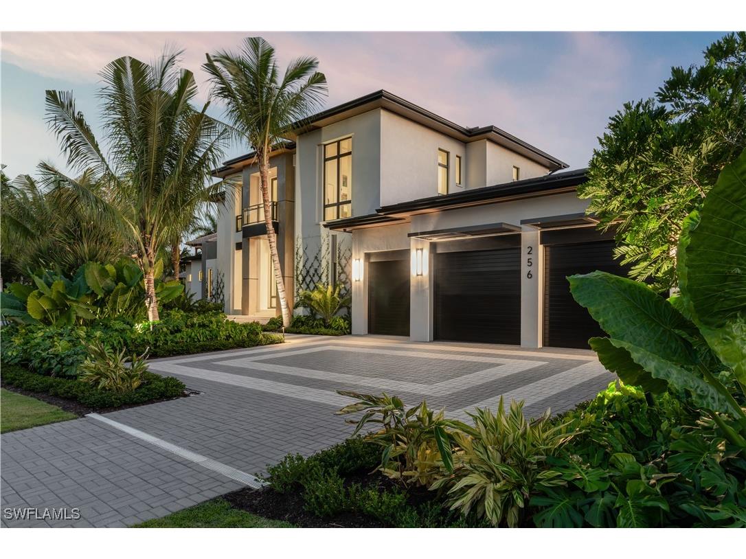 256 Aqua Court Naples FL 34102 224101531 image1