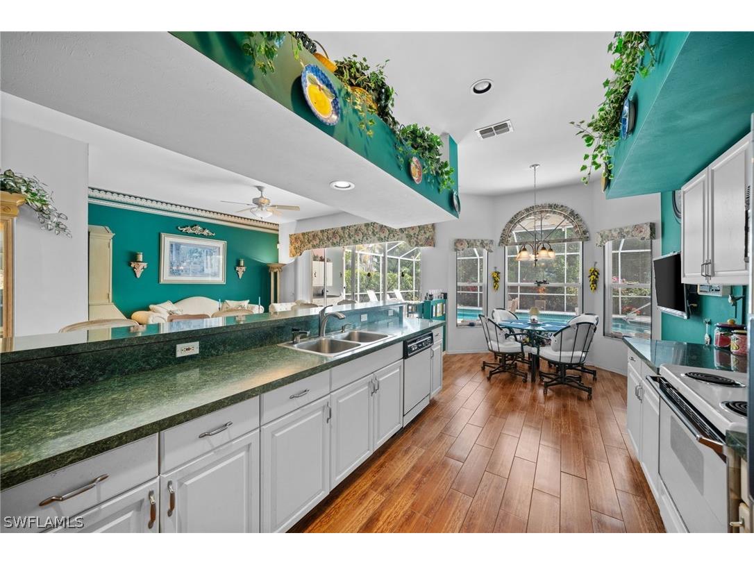 256 Countryside Drive Naples FL 34104 226006931 image10