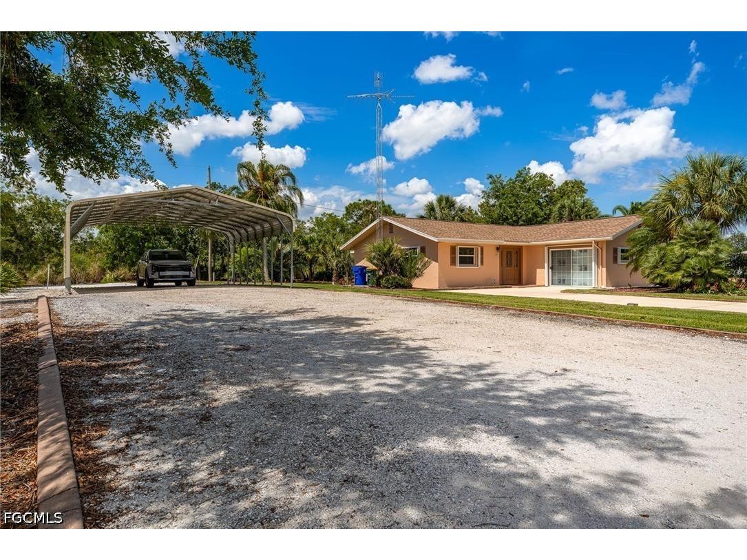 256 Cumquat Road NW Lake Placid FL 33852 2026019081 image1