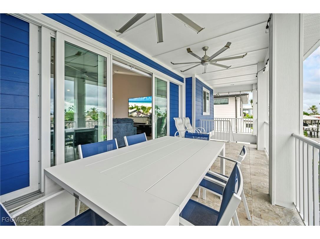 256 Ibis Street Fort Myers Beach FL 33931 2025014701 image12