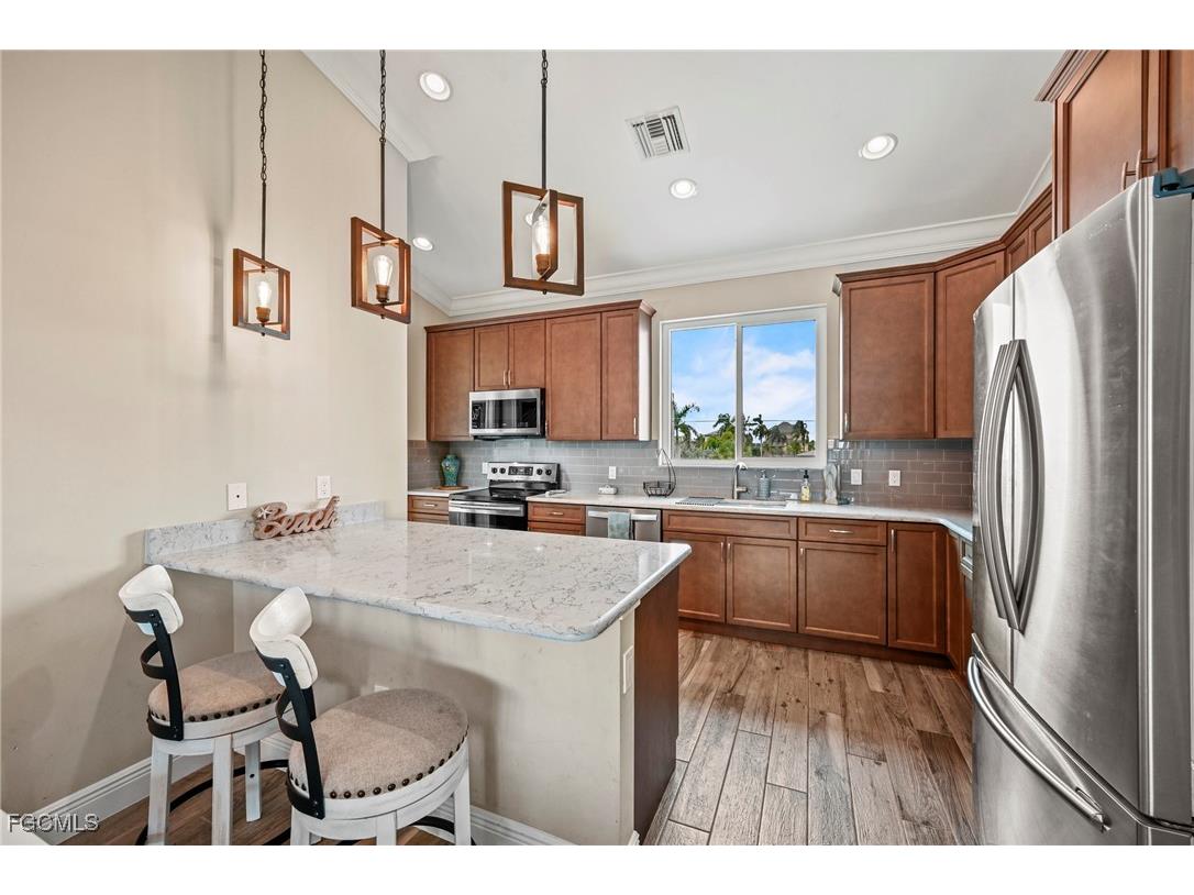 256 Ibis Street Fort Myers Beach FL 33931 2025014701 image21