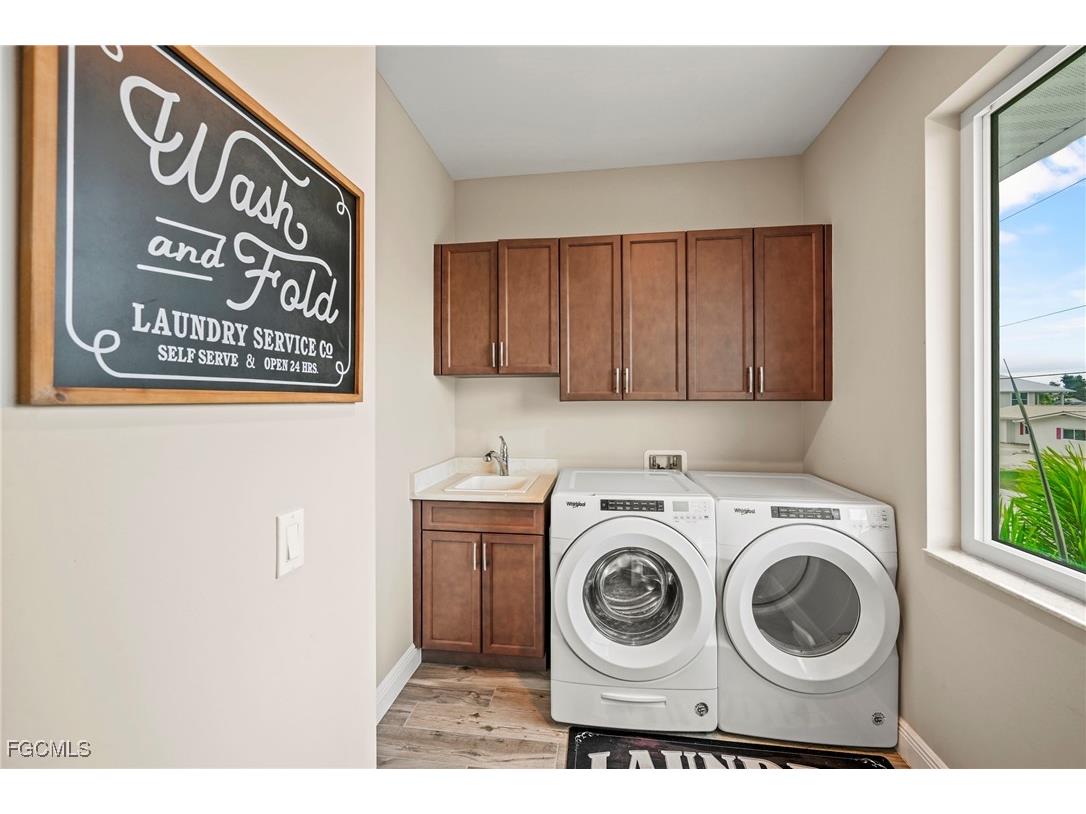 256 Ibis Street Fort Myers Beach FL 33931 2025014701 image23