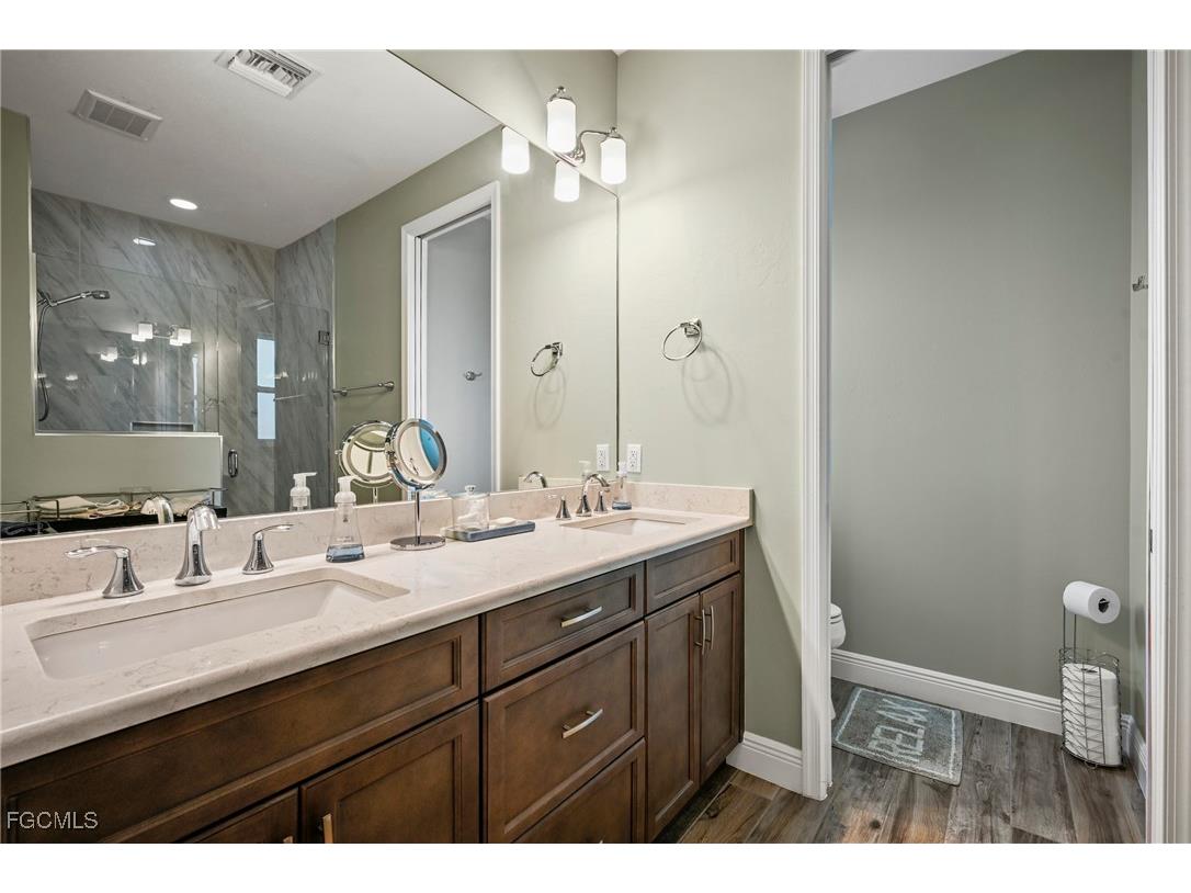 256 Ibis Street Fort Myers Beach FL 33931 2025014701 image26