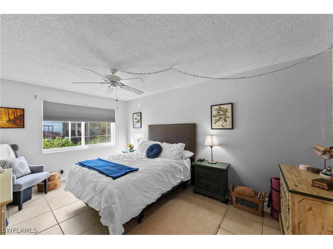 256 Palm Drive #1 Naples FL 34112 226008905 image16