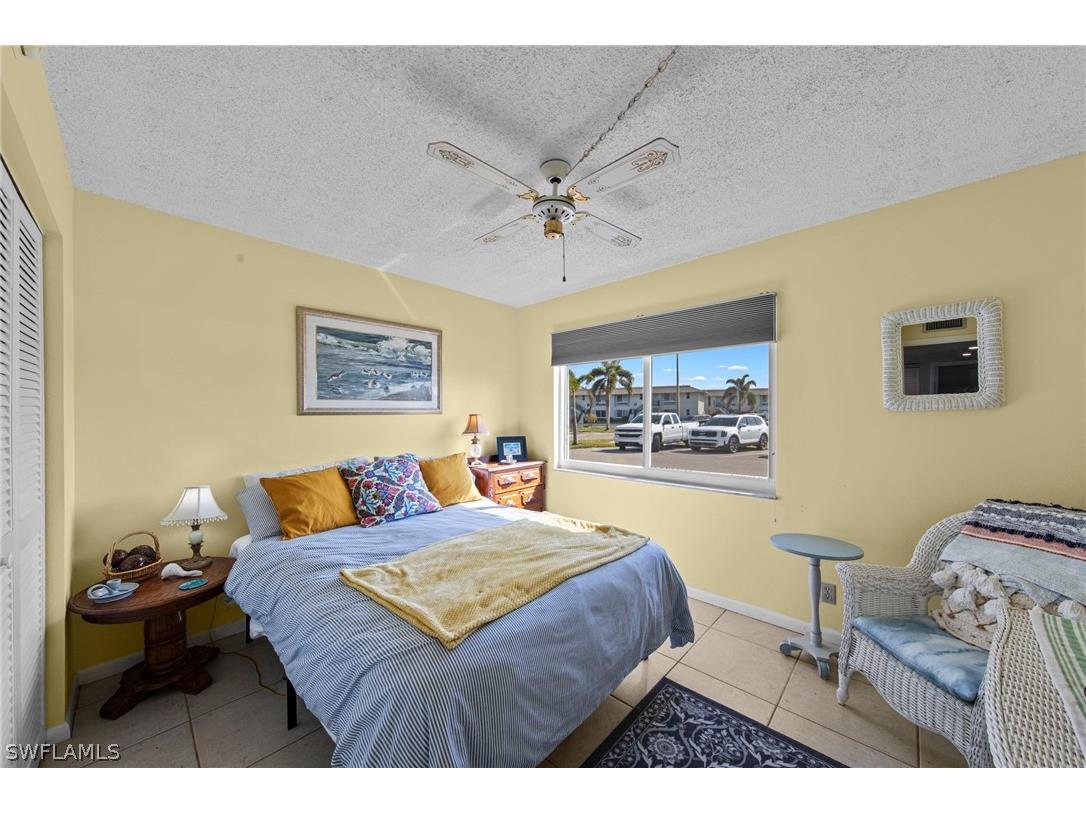256 Palm Drive #1 Naples FL 34112 226008905 image19