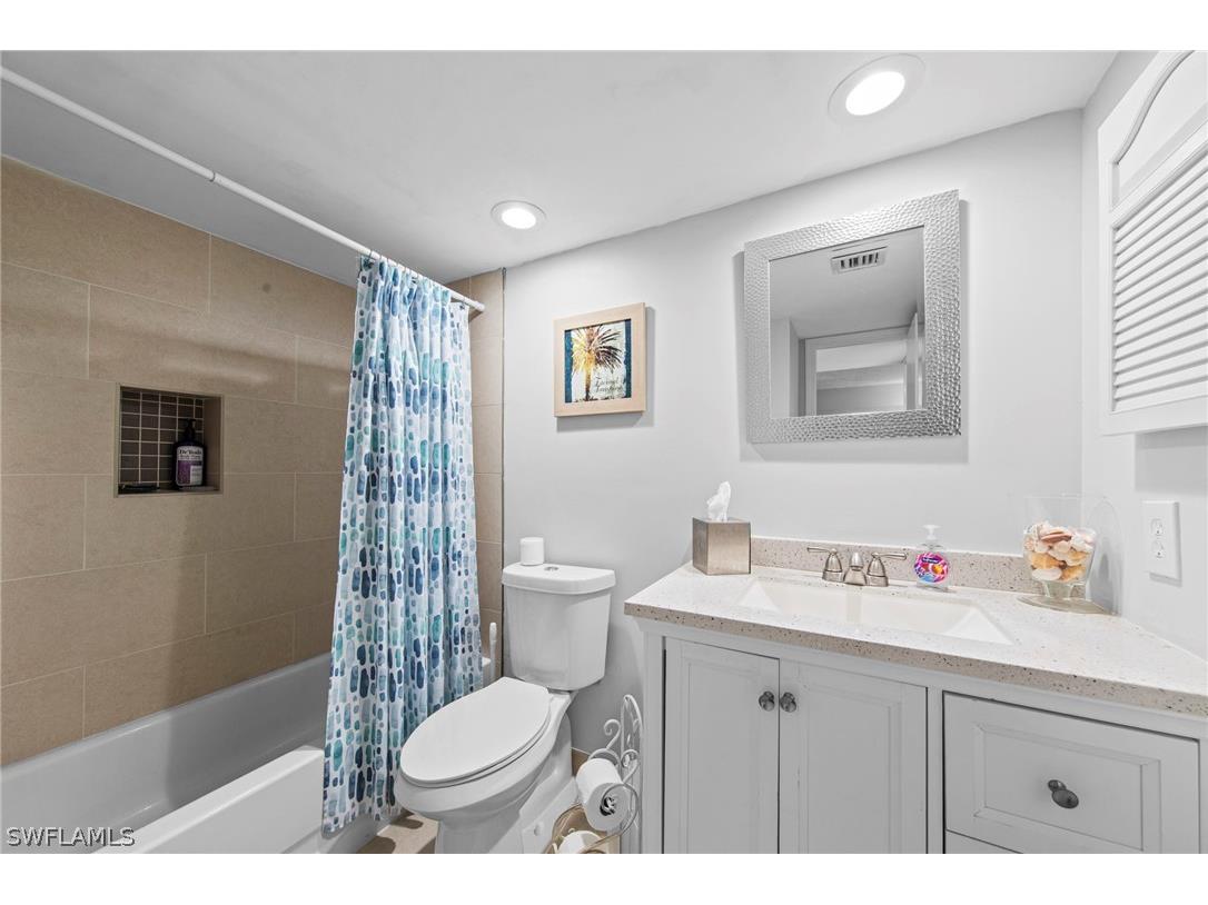 256 Palm Drive #1 Naples FL 34112 226008905 image21